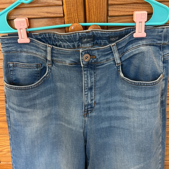 J. Jill Classic Blue Cropped Jeans - Picture 2 of 9